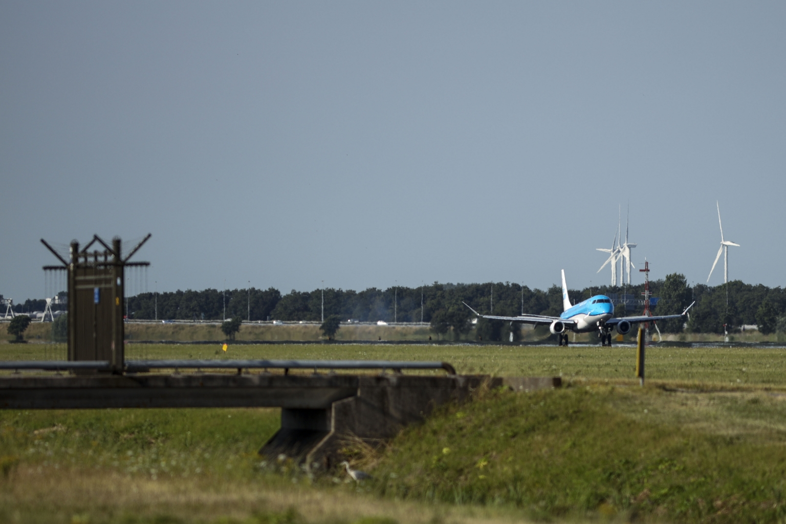 Preview Royal Dutch Airlines KLM PH-EXN Embraer E175STD.jpg